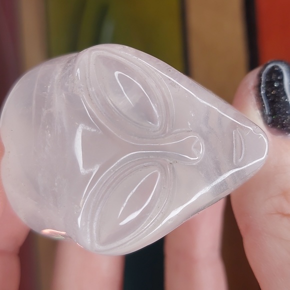 Quartz Crystal Alien Skull Carving - Picture 6 of 7